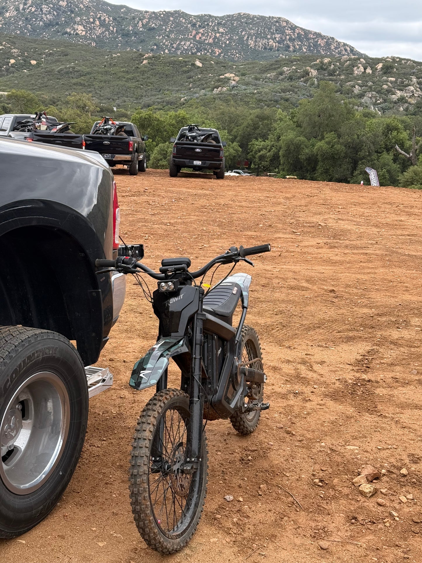 Emoto “bajha” headlight