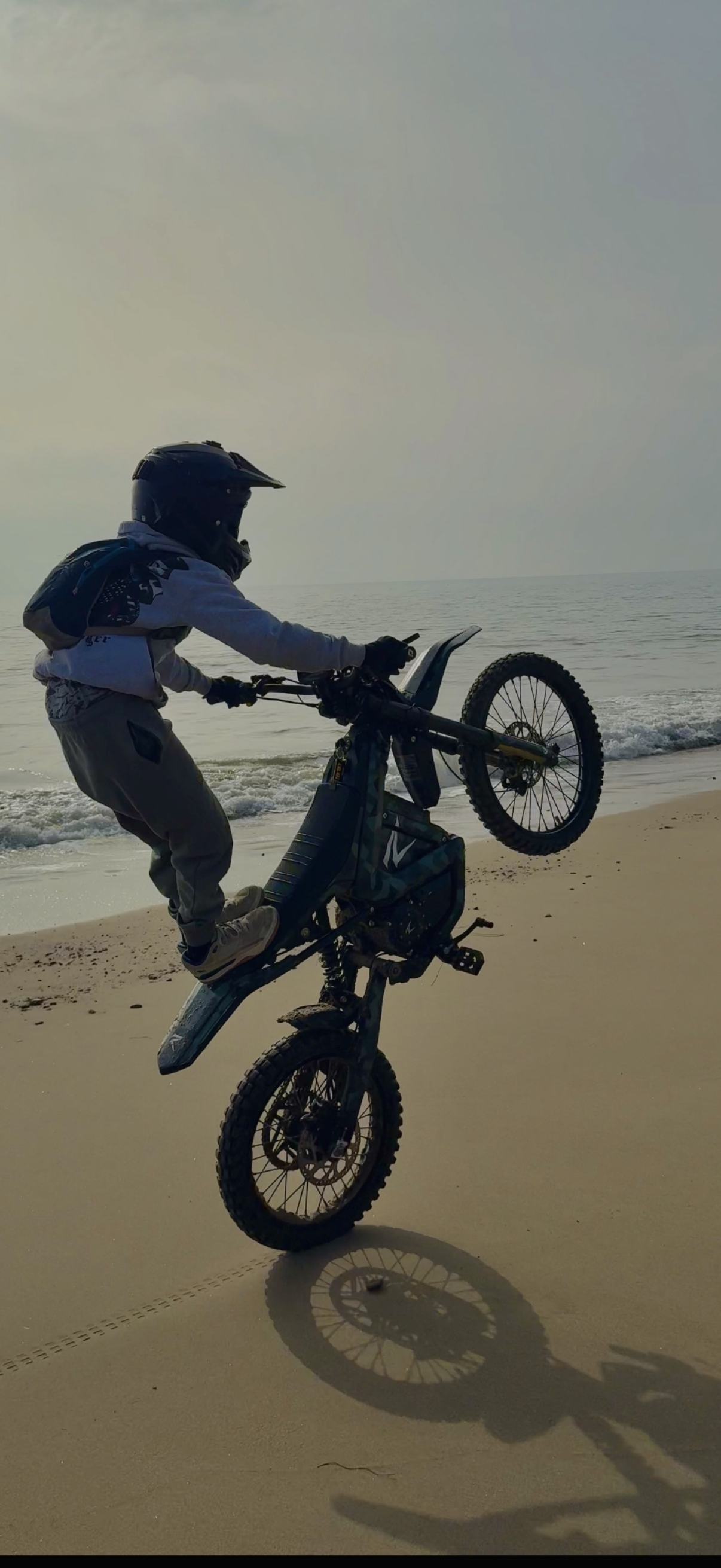 Rawrr Mantis Shift Lock